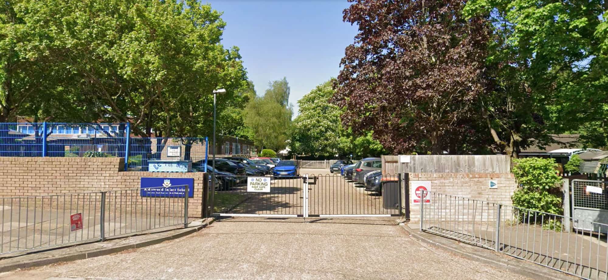 The tree-lined entrance to Blue Nest Montessori Aldershot