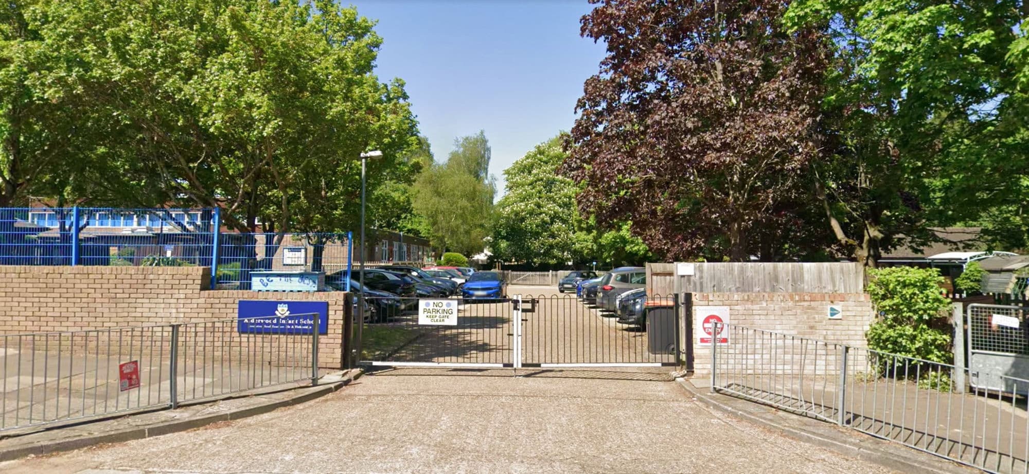 The tree-lined entrance to Blue Nest Montessori Aldershot